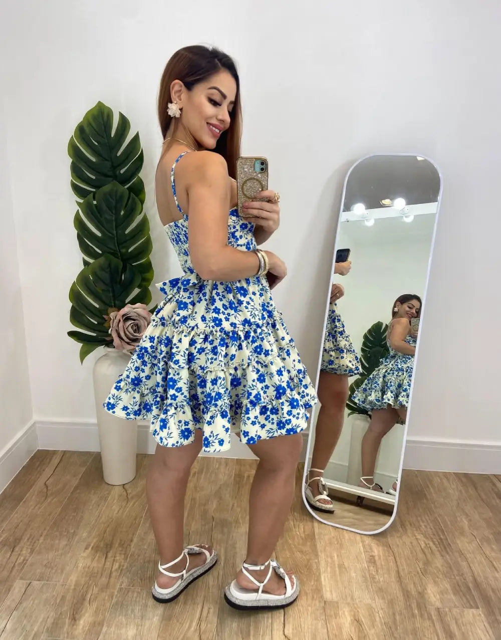 VESTIDO CURTO PRINCESA